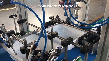 Impilatore vaschette
