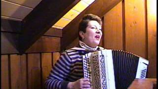 Video thumbnail of "Russian Chastushki on bayan accordion"