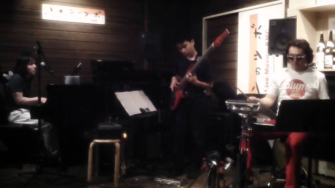 Watch 蝦馬 Ebiuma "Tension" April 5, 2013 at "Kin no Tsubo", Tokyo on YouTube Watch 蝦馬 Ebiuma "Tension" April 5, 2013 at "Kin no Tsubo", Tokyo on YouTube