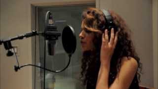 Video thumbnail of "Leslie Grace - Odio No Odiarte (Video Teaser)"