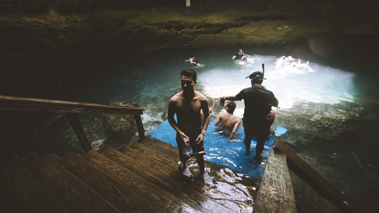 Devil's Den Springs, Florida