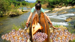 😱The Charm Of Pearls: A Girl's Adventure Discovers The Charm Of Pearls In Giant River Clams