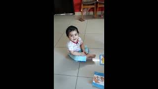 What To Teach Baby Below One Year? Baby Flash Card Practice