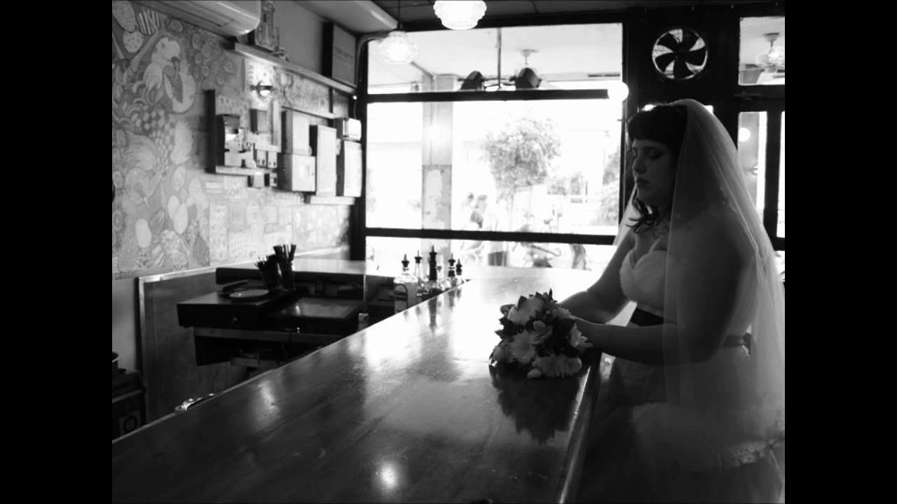 אביגייל רוז - עוד מחכה לאחד