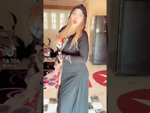 تحت العبايه حكايه