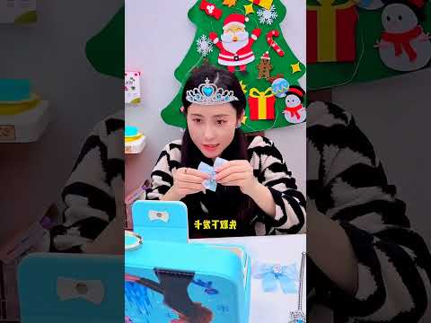 كانت ميا نائمة وفجأة اختفت كل مجوهرات الأميرة الخاصة بها 