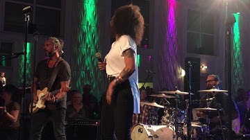 Jenna Akua - Session Possible