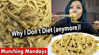 KIMCHI ALFREDO MUKBANG (VEGAN RECIPE) // Munching Mondays Ep.1