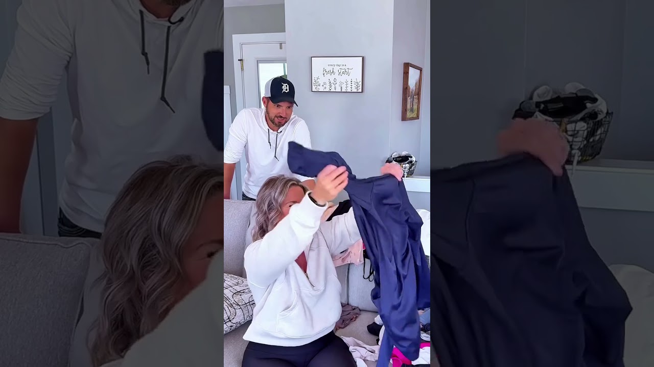 She can never get away from it 😂 #marriedlife #kristenwiltz #stevewiltz From Kristen: “So