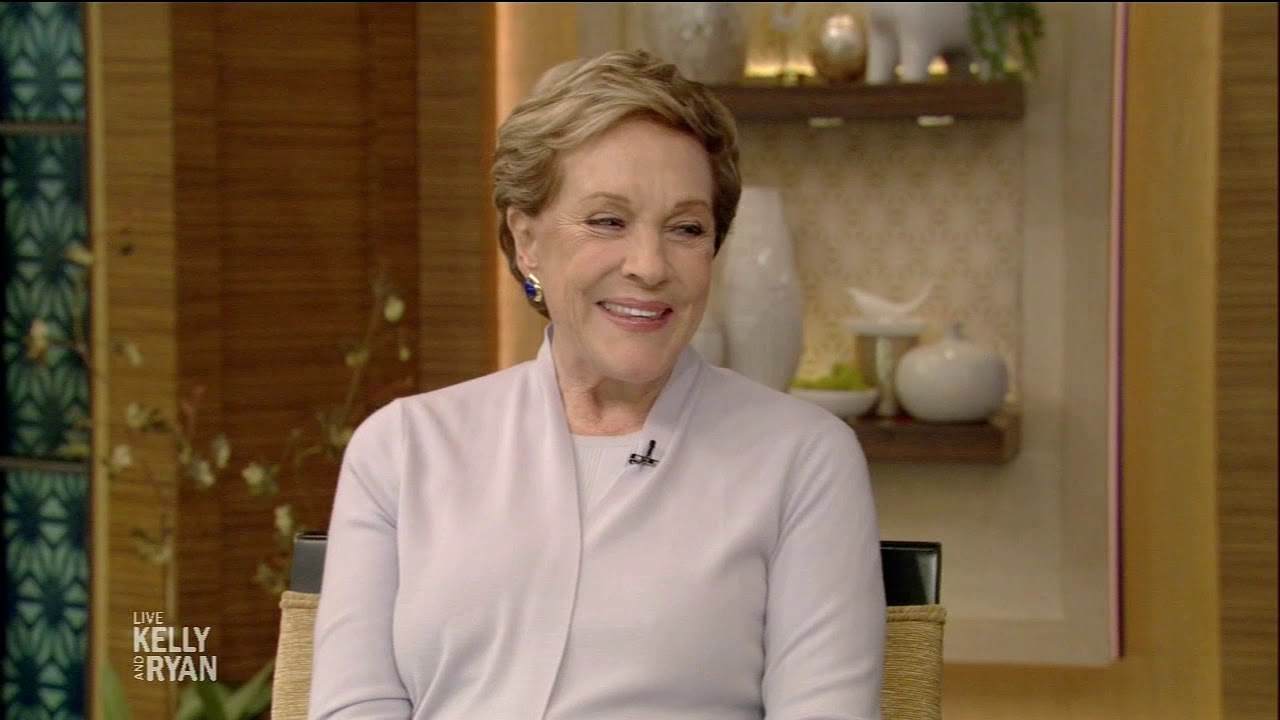 julie andrews queen charlotte