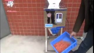 Dosing and filling machine/quantitative weighing filler machine for spices,bean,tea,milk