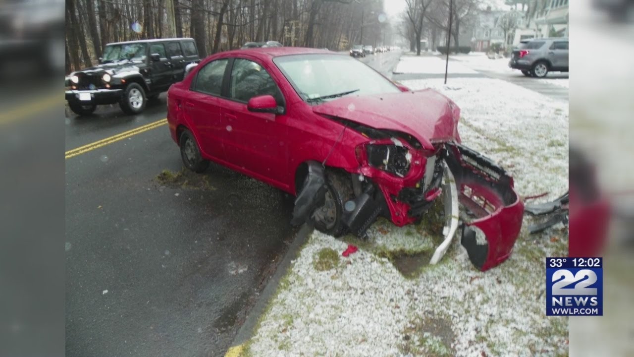 2 injured, charges possible following singlecar crash in Longmeadow