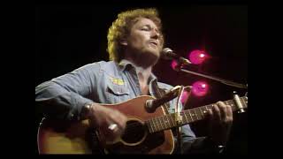 Watch Gordon Lightfoot Betty Called Me In video