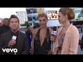 Ke$ha - 2010 Red Carpet Interview (American Music Awards)