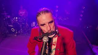 Daleka Obala Jakše I Hrepe - Valovi Live Offical Music Video