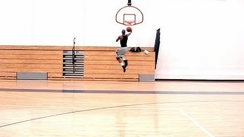 Nate Robinson Fast Break Behind-Back, Crossover Double-Clutch Layup Pt. 1 | Dre Baldwin