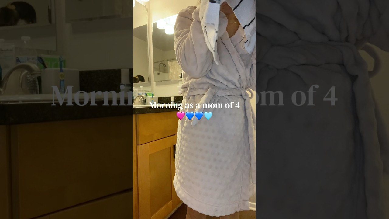 Mom life doesn&rsquo;t slow down 😅Just a normal day over here #momlife #momof4 #reallifemom #sahmlife