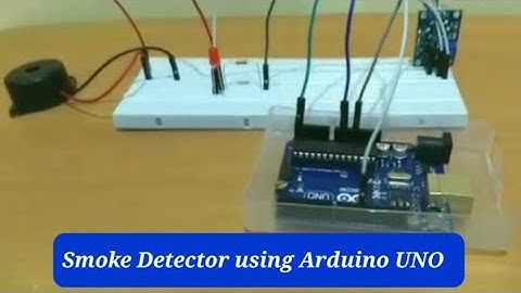 Smoke detector using Arduino UNO
