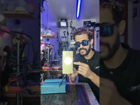 مصباح أوتوماتيكي رائع من الخردة بثمن رمزي