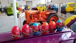 Яйца-сюрпризы Технопарк и очень много тракторов:)