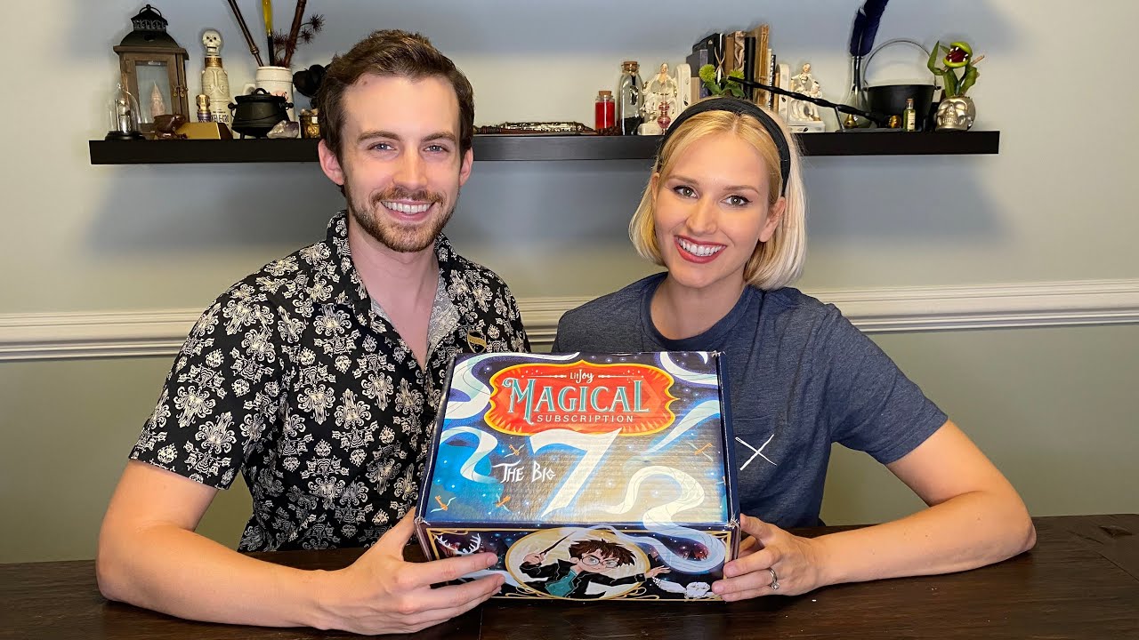 Unboxing the "Big Seven" Magical Subscription Box from Litjoy!