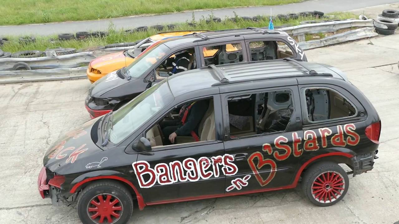 Banger Racing Angmering Raceway 30/5/2016 - YouTube