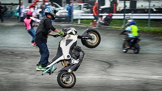 HONDA GROM 125 Motorcycle stunt riding