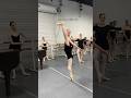 الباليه ليس جميل ا دائم ا باليه درس باليه راقص باليه شورت إعلان