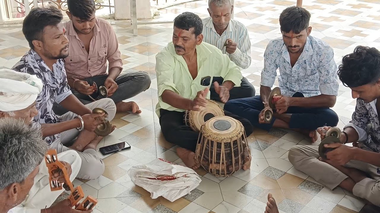 કરવી તુંબરી હરીભજન | GUJARATI Desi Garbi | desi garbiyo