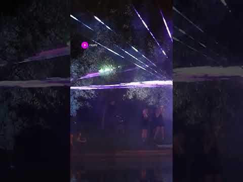 Посетители погрузились в волшебную атмосферу фестиваля водных фонариков #фестиваль #фонарики #питер