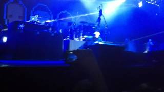 Limp Bizkit - Behind Blue Eyes [Live in Saint-Petersburg 28.11.13]
