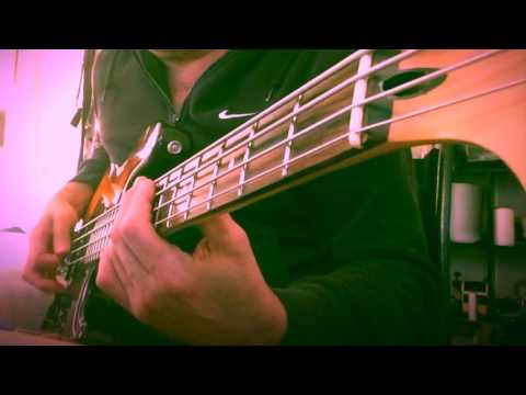 "crazy"-by-patsy-cline-bass-guitar-cover-boosted