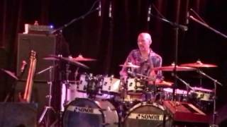 Todd Sucherman shares in classic Steve (Machine Gun) Smith solo