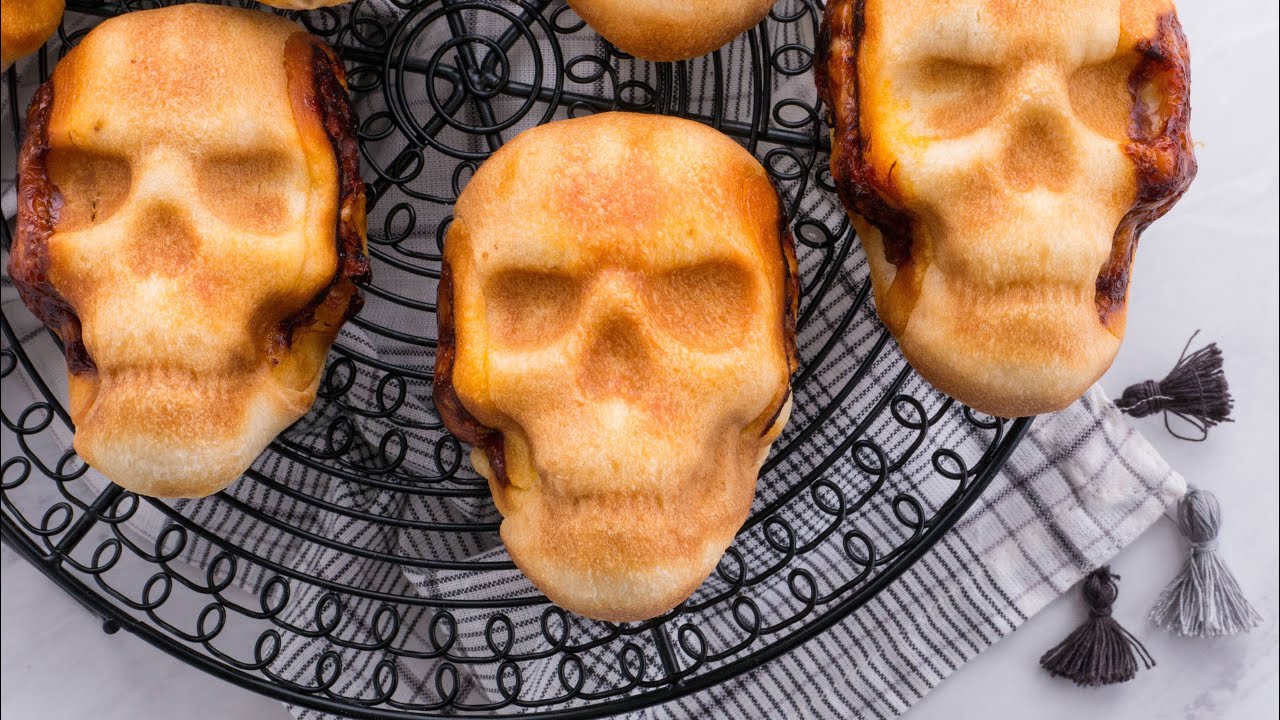 Spooky Halloween Pizza Skulls - Pudge Factor