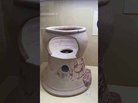 Un orinal griego del siglo VI a.C.🚽👶🏼 #curiosidadeshistoricas #arte #historia #sabiasque