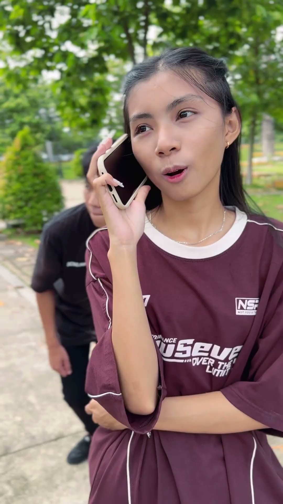 LNS - Cậu bé nhặt ve chai là người tốt || Good person #shorts