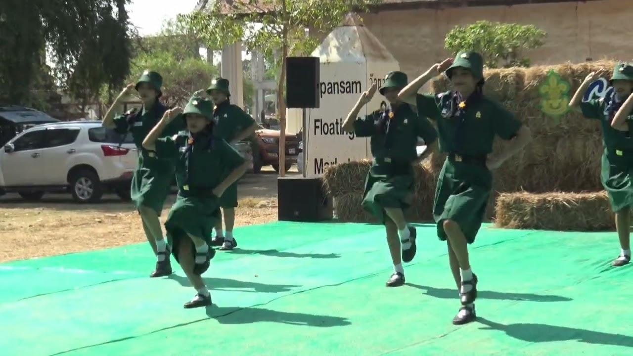 การเต้นประกอบเพลง Cover Dance  ป 4   ป 6  โรงเรียนอนุบาลเพชรบุรี