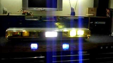 WHELEN ADVANTEDGE 4 STROBE ROTATOR LIGHTBAR LOADED