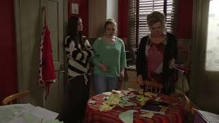 Lauren Destroys Abis Notes Eastenders 2013