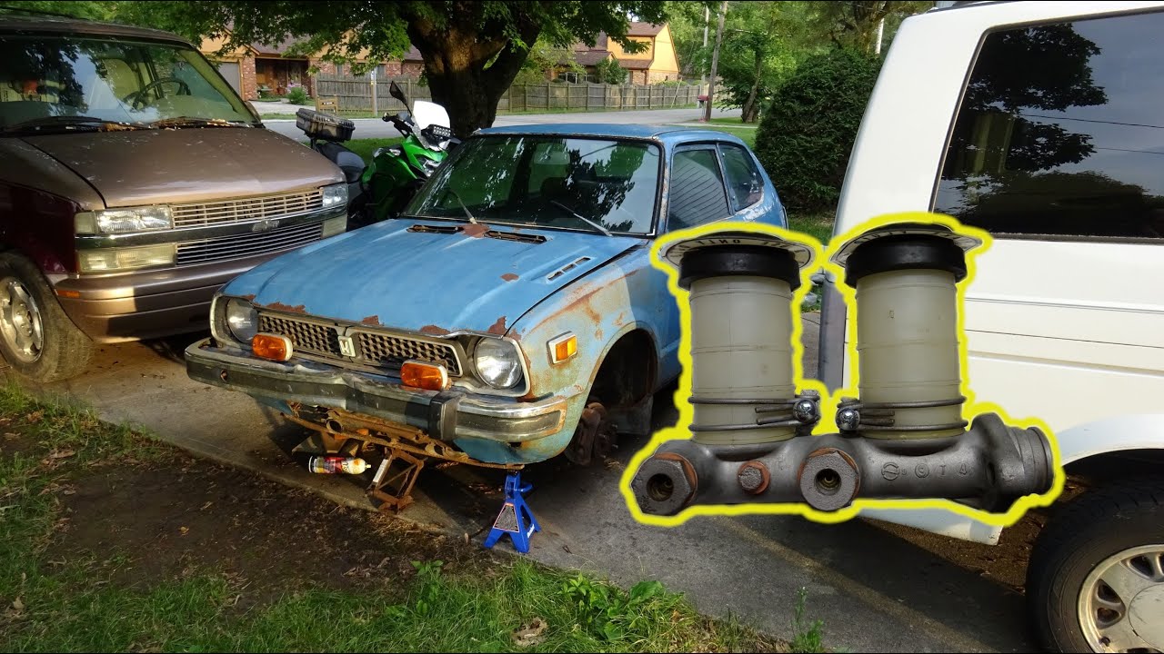 Rebuilding the Brakes On My 1975 Honda Civic Pt. 1 Master Cylinder
