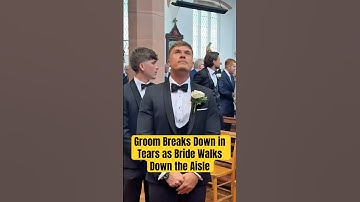 Groom Breaks Down in Tears as Bride Walks Down the Aisle #wedding #lacaxunghe