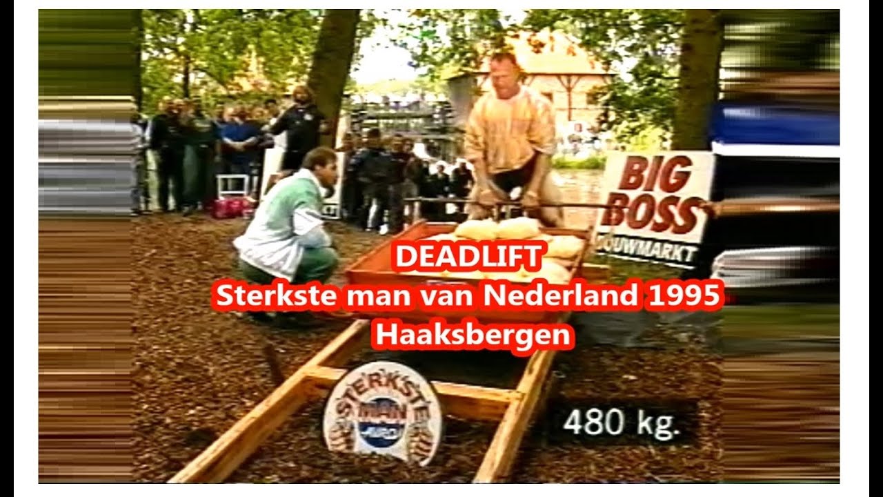 Onderdeel DEADLIFT bij Sterkste man van Nederland 1995 te Haaksbergen.Berend Veneberg.