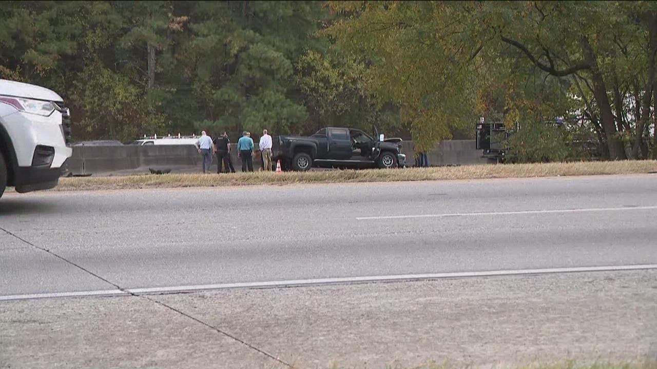 I-285 WB in DeKalb County traffic slows after man shot on highway - YouTube