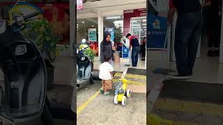 Sepedah alvarizky hilang ga ya kalo parkir didepan supermarket? #shorts