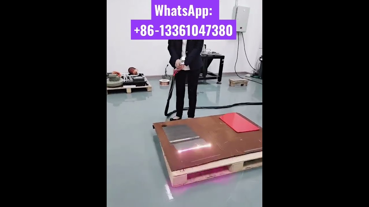 Hongniu fiber laser 2000w cleaning machine for test with width cleaning and great quality.