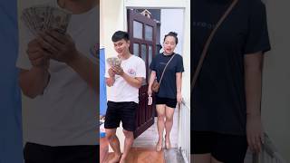 She is too quick🤣,Daily life of a couple #shortvideo #family #couple #natuanfamily