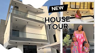 NEW HOUSE TOUR | NEW LEKKI RESTAURANT | SISIYEMMIE RECIPE REVIEW - Vlogmas 2024
Vlogmas is still On! Lets tour the new house together - the highlight of this vlog is hearing what my kids say about my fish recipe :)
Download My Nigerian Cookbooks:
NIGERIAN SOUPS, STEWS & SAUCES by YEMISI ODUSANYA
Amazon US https://a.co/d/4hDsHHS
Amazon UK https://amzn.eu/d/dCLXoUo
A TIME TO EAT COOKBOOK by YEMISI ODUSANYA
Amazon US https://a.co/d/1hPyrLh
Amazon UK https://amzn.eu/d/9FTAtLN
ππΎ Download my CookBooks ( A digital Cookbook that downloads to your phone)
- Cookbook For Children : Little Big Bite. https://selar.co/j9mc
- A Time To Eat https://selar.co/atte
- Nigerian Soups, Stews & Sauces https://selar.co/69ma
- Celebrate : Meals For Entertaining https://selar.co/e1y1
- Get my Food Timetable ( Menu Planner ) https://selar.co/FTT
Welcome to the SISIYEMMIE Channel
Philippians 4:6-7
Do not be anxious about anything, but in every situation, by prayer and petition, with thanksgiving, present your requests to God. And the peace of God, which transcends all understanding, will guard your hearts and your minds in Christ Jesus. NEW HOUSE TOUR | NEW LEKKI RESTAURANT | SISIYEMMIE RECIPE REVIEW - Vlogmas 2024