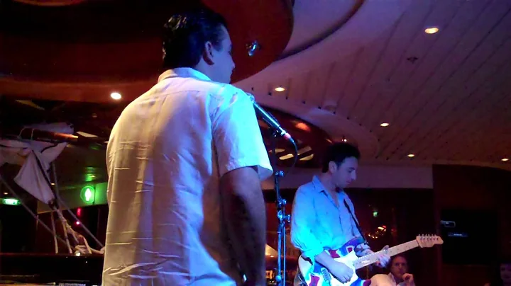 Jay Gore and Billy Mondragon perform Faithfully Li...
