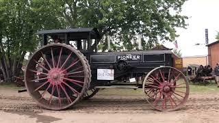Albany Pioneer days Steam Powered Tractor Parade
