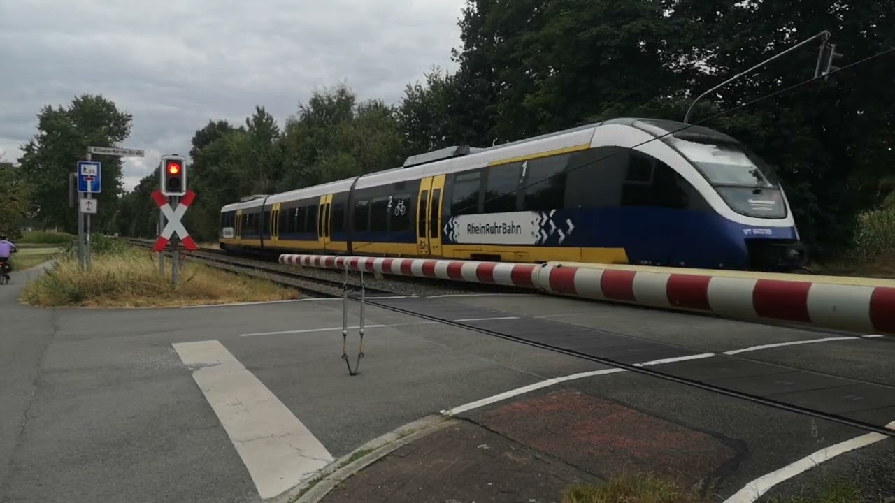 Bahnübergang Tönsholter Weg / Wilhelm-Norres-Straße Feldhausen